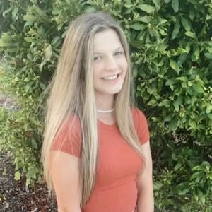 Meet your Posher, Ella